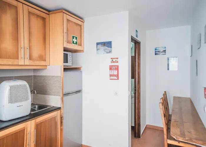Estudios Lagido - Peniche Surf Camp Working Space & Surf