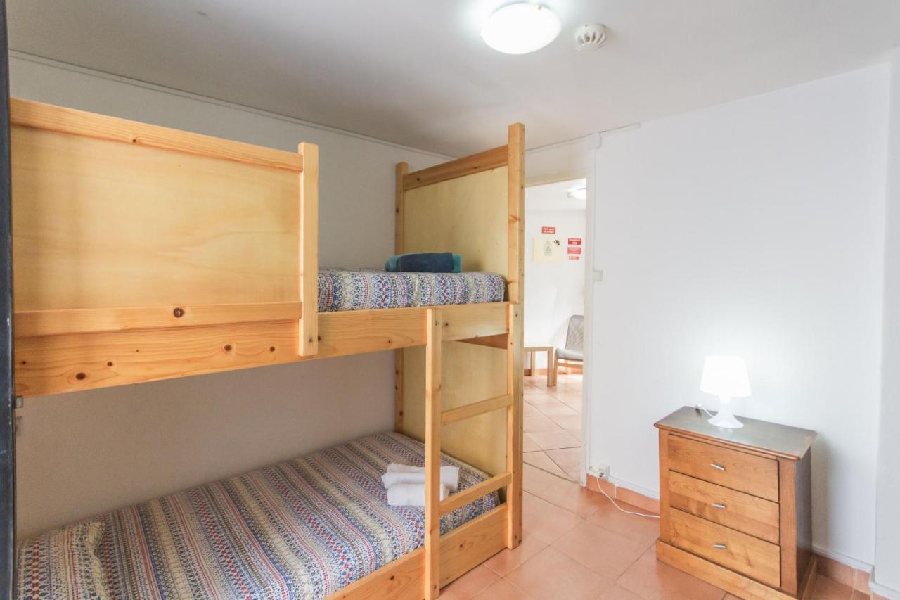 Estudios Lagido - Peniche Surf Camp Working Space & Surf Apartment *